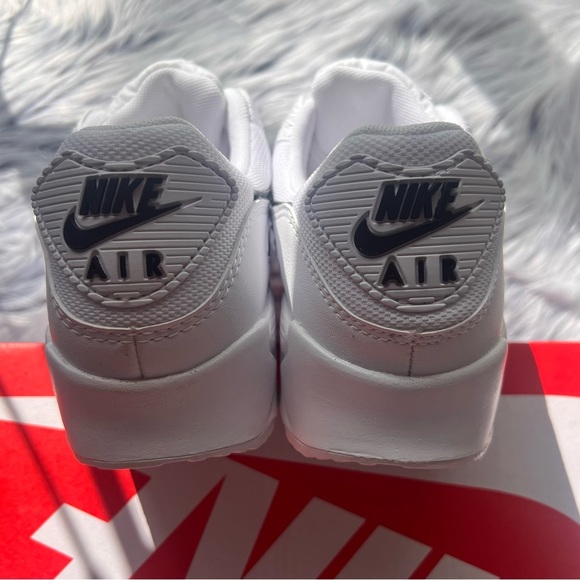 Nike Air Max 90 - Picture 4 of 5